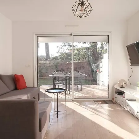 Apartament Ube A 400m De La *