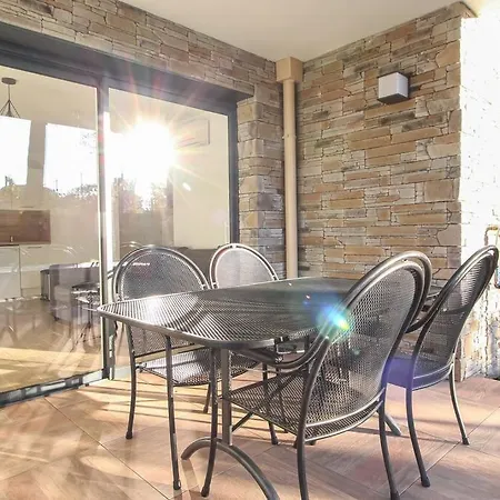 Apartament Ube A 400m De La *